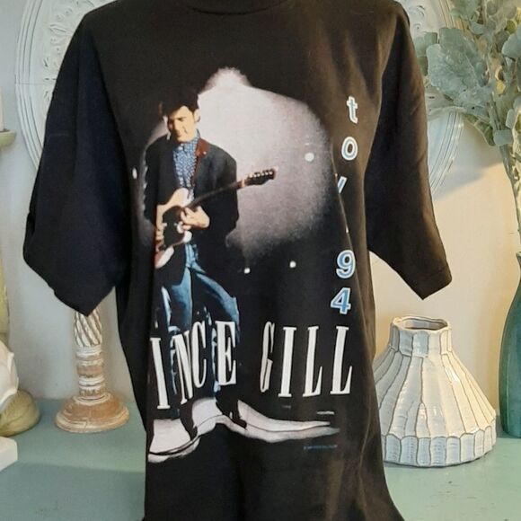 Authentic 1994 Vince Gill Tour T-Shirt - Picture 1 of 2